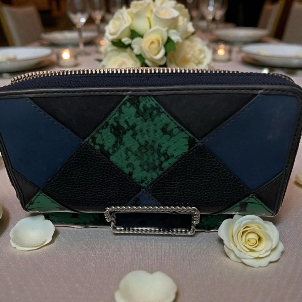 Coach Snake Patchwork Wallet EUC - Picture 2 of 7